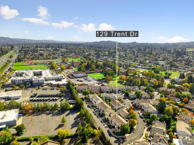 $724,900 | 129 Trent Drive, Napa, CA 94558