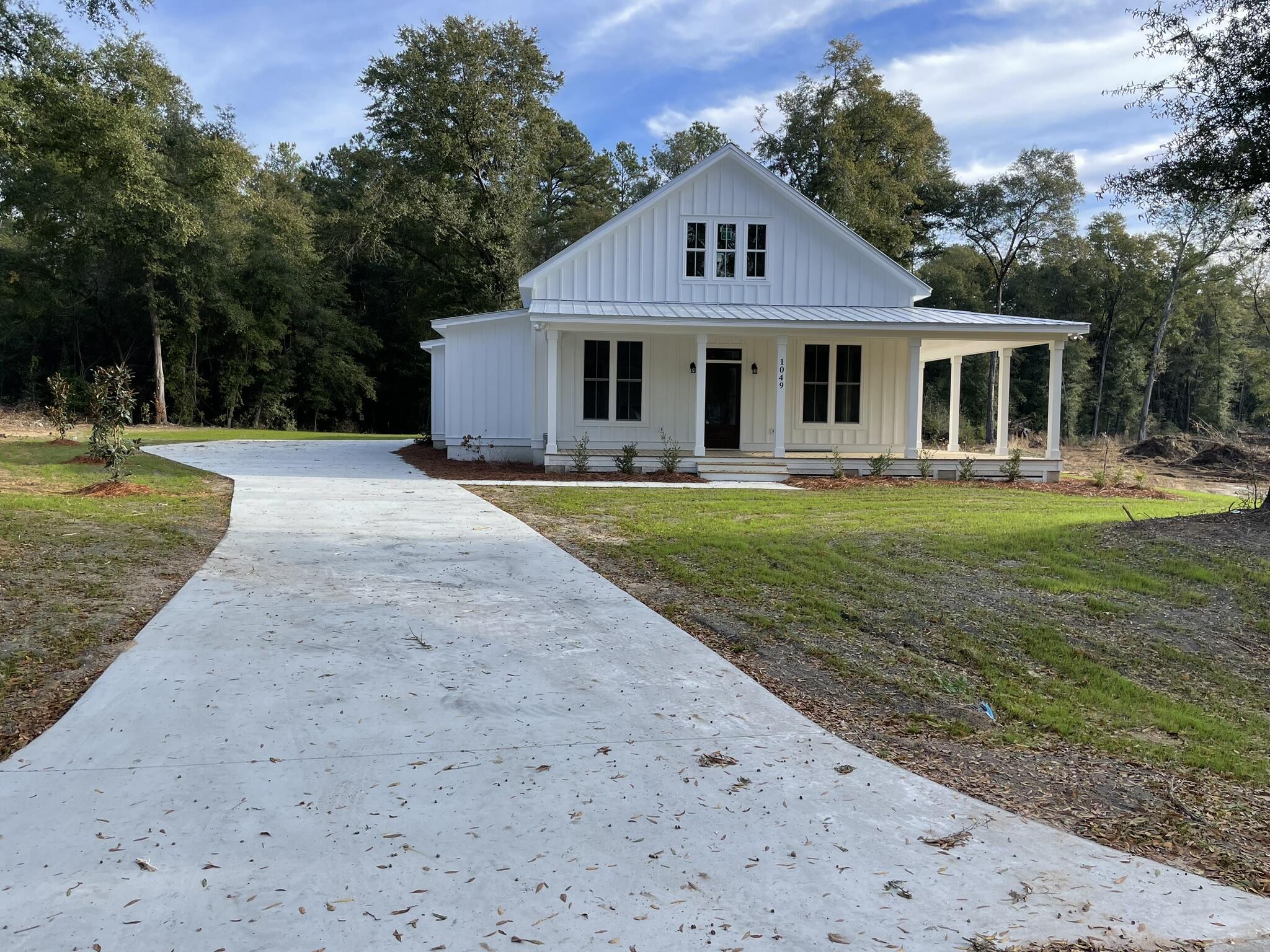 1049 Refuge Way Summerton, SC 29148 - Photo 2 of 13 IMG_3903
