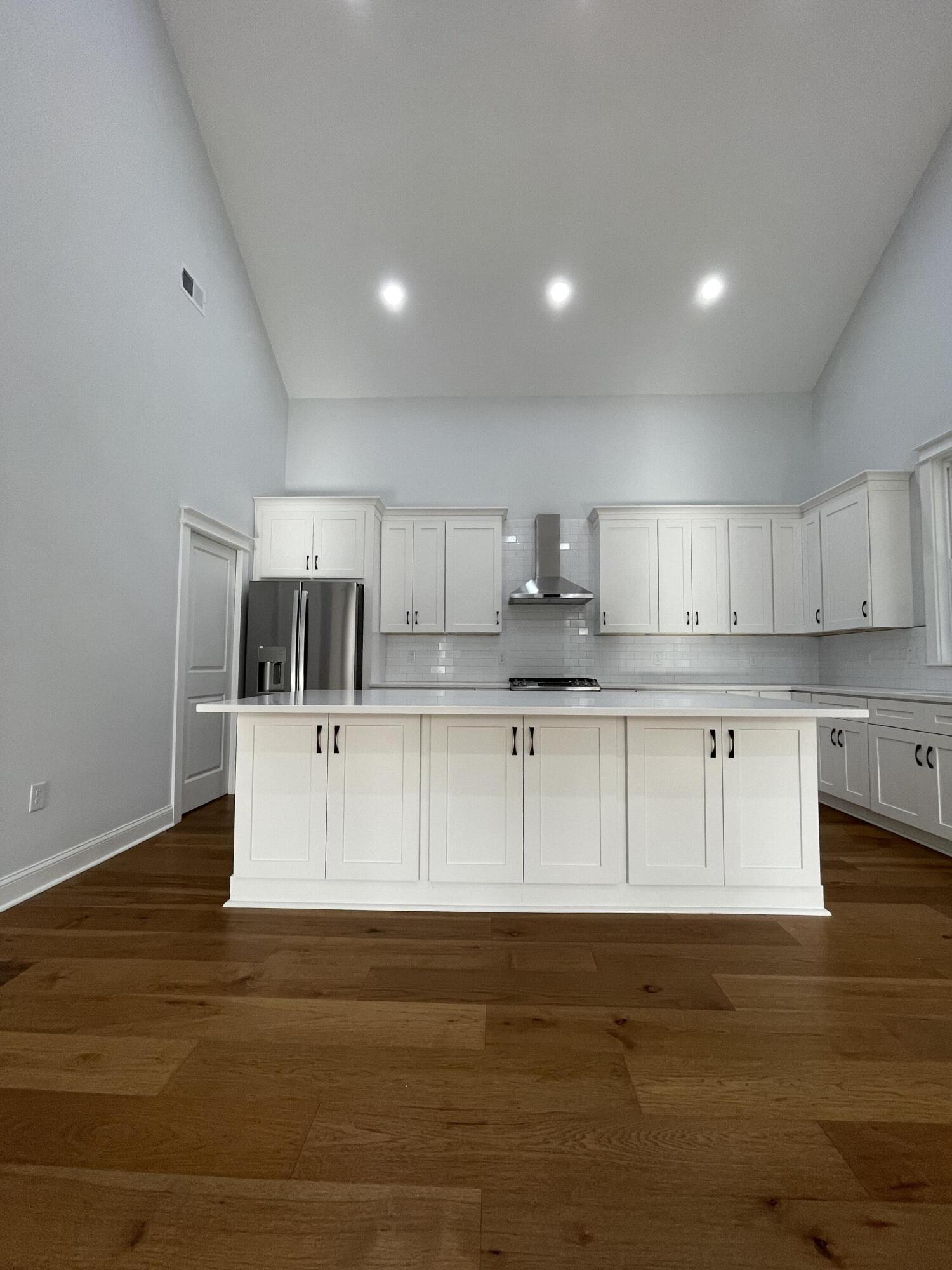 1049 Refuge Way Summerton, SC 29148 - Photo 5 of 13 IMG_3952