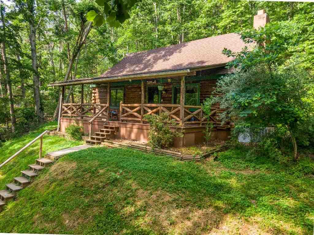 4047 Grapevine Road Huntington, WV 25701 - Photo 2 of 23 Gallery Image 2