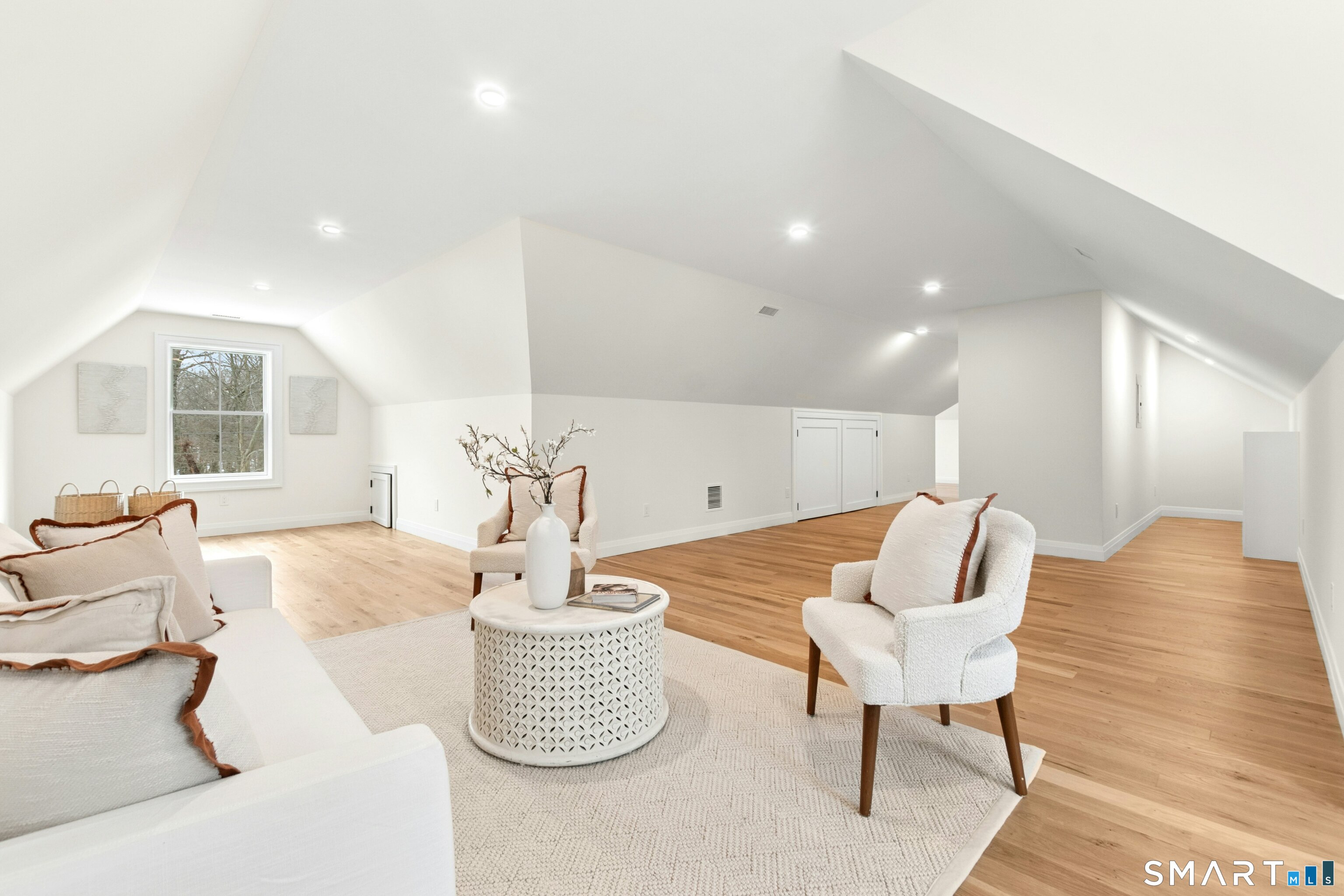 20 Marianne Road Darien, CT 06820 - Photo 33 of 38
