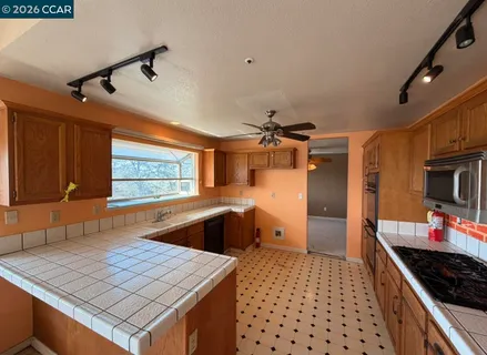 $550,000 | 418 Highland Court, Concord, CA 94520