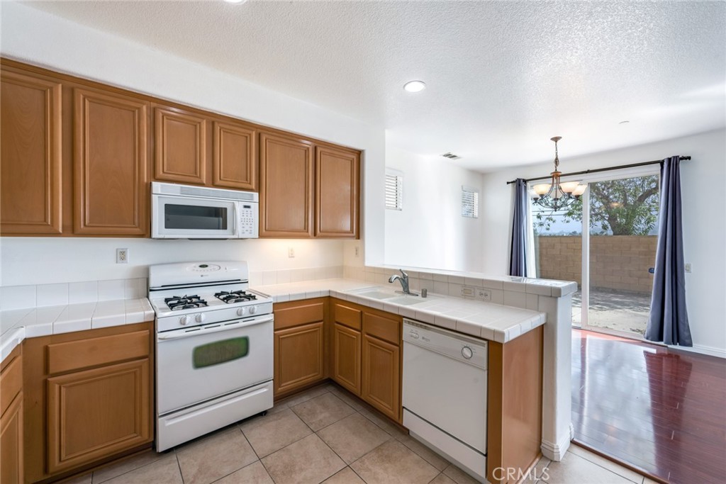 4544 Filson Street Riverside, CA 92507 - Photo 7 of 20