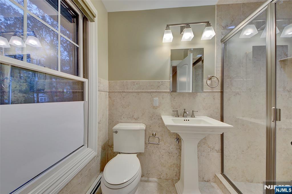 180 Chestnut Street Demarest, NJ 07627 - Photo 28 of 42