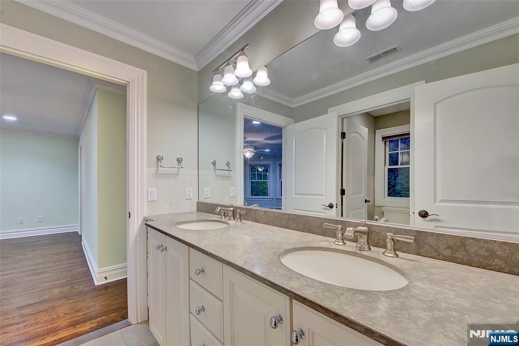 180 Chestnut Street Demarest, NJ 07627 - Photo 31 of 42