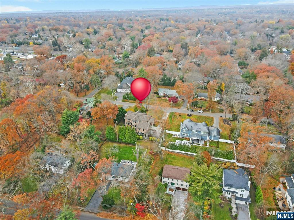 180 Chestnut Street Demarest, NJ 07627 - Photo 5 of 42