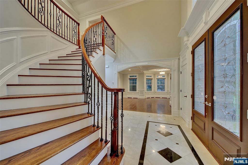 180 Chestnut Street Demarest, NJ 07627 - Photo 8 of 42