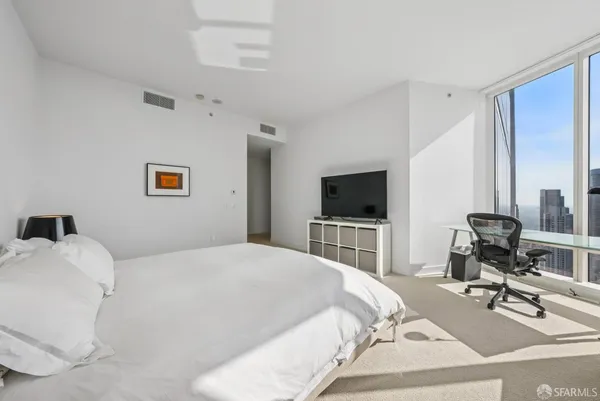 $2,995,000 | 301 Mission Street, Unit 52D, San Francisco, CA 94105