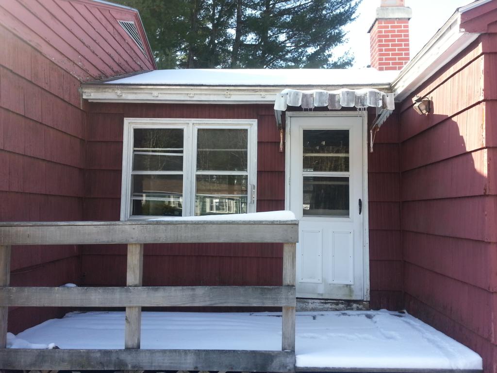 16 Strafford Road Dover, NH 03820 - Photo 4 of 28