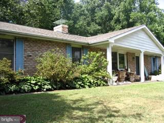 1601 Coldsprings Road Pottstown, PA 19465 - Photo 1 of 6 Gallery Image 1