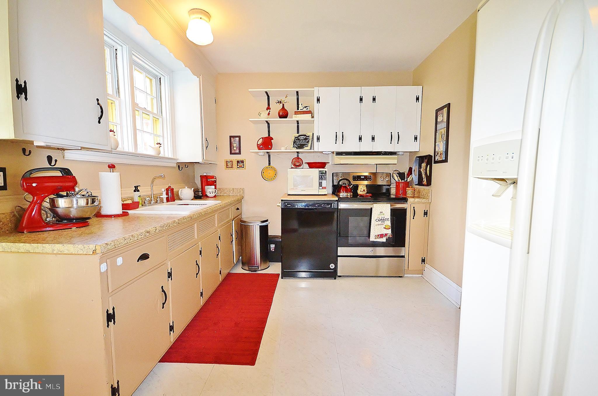 1895 Valley Road Coatesville, PA 19320 - Photo 13 of 41 Kitchen