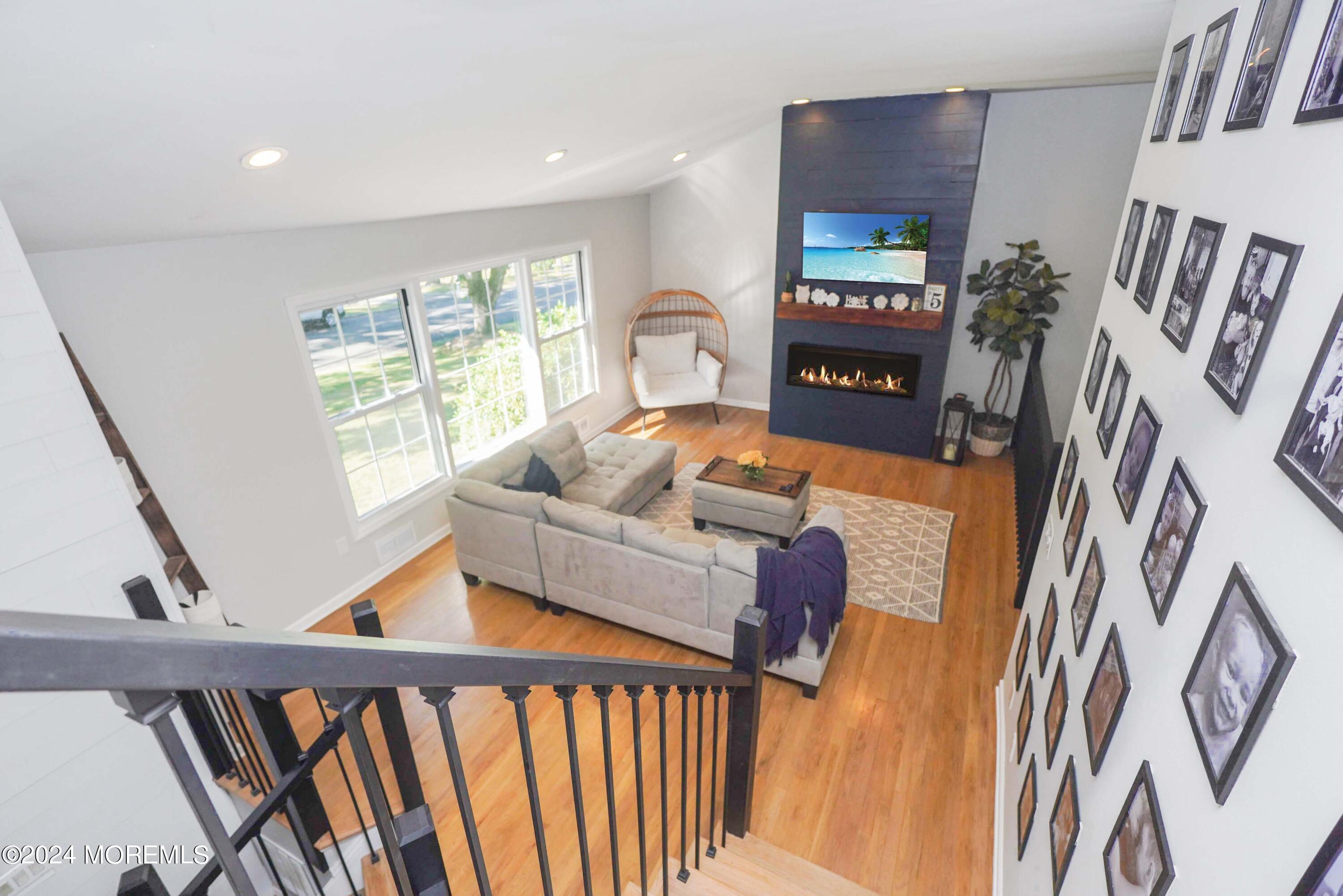 32 Crest Road Middletown, NJ 07748 - Photo 24 of 52 a living room with furniture and a window