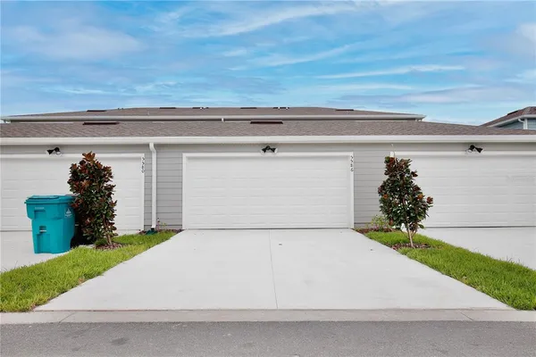$2,595 | 5586 Pineland Run, Orlando, FL 32829