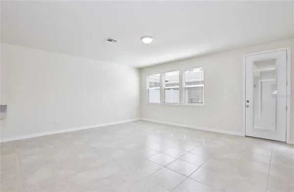 $2,595 | 5586 Pineland Run, Orlando, FL 32829