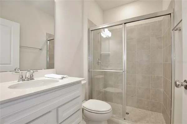 $2,595 | 5586 Pineland Run, Orlando, FL 32829