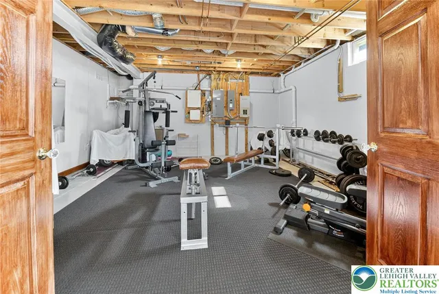 $1,325,000 | 5820 Harvest Place, Schnecksville, PA 18078