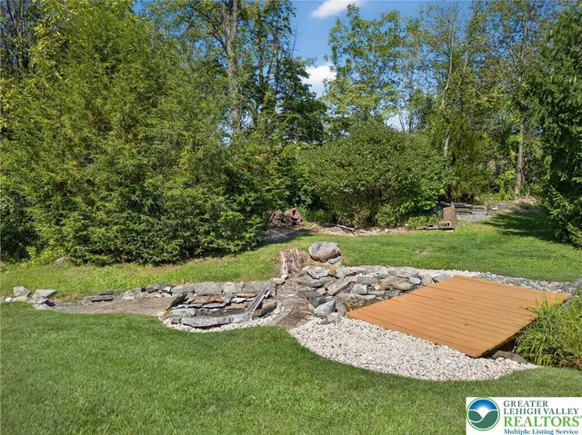 $1,325,000 | 5820 Harvest Place, Schnecksville, PA 18078