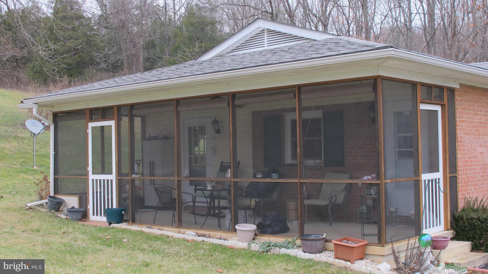 887 Locke's Mill Road Berryville, VA 22611 - Photo 2 of 27 Exterior (General)