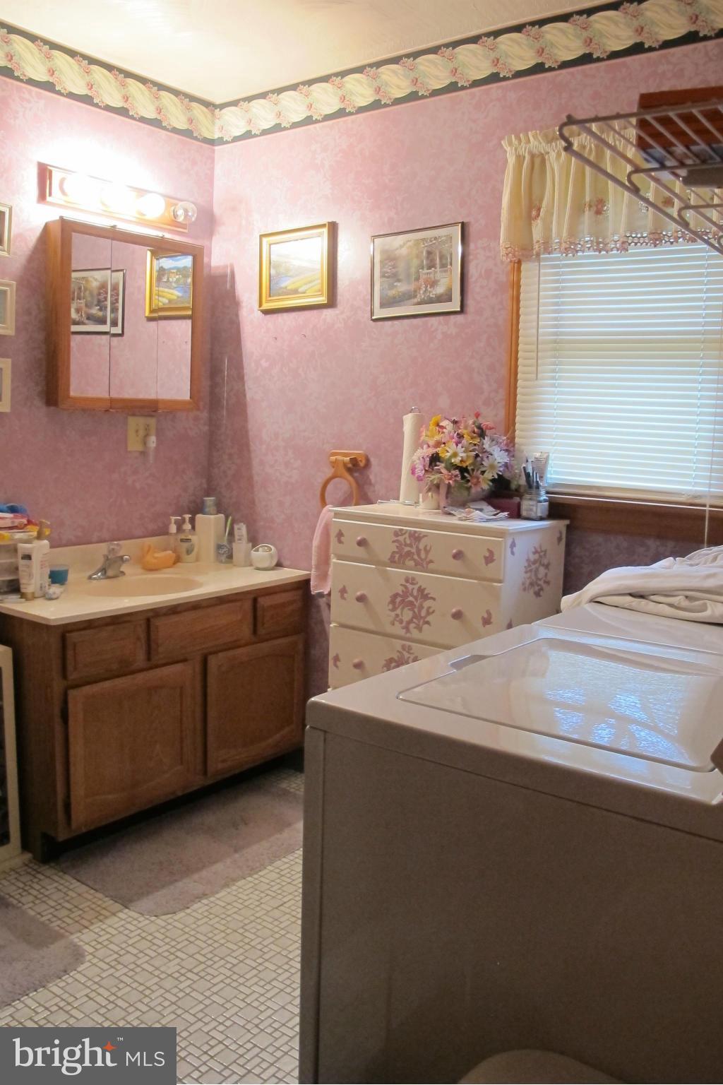 887 Locke's Mill Road Berryville, VA 22611 - Photo 22 of 27 Bath (Master)