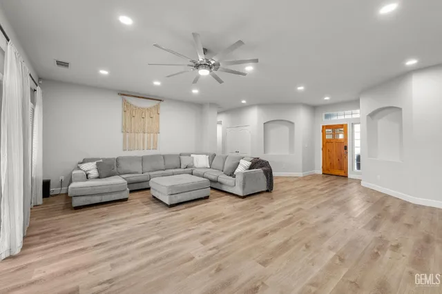 $534,999 | Undisclosed Address, Bakersfield, CA 93312