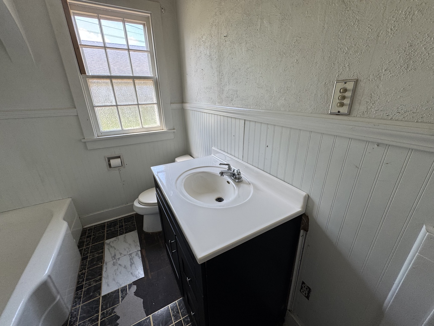 30 East Maple Street Canton, IL 61520 - Photo 12 of 17 Gallery Image 12