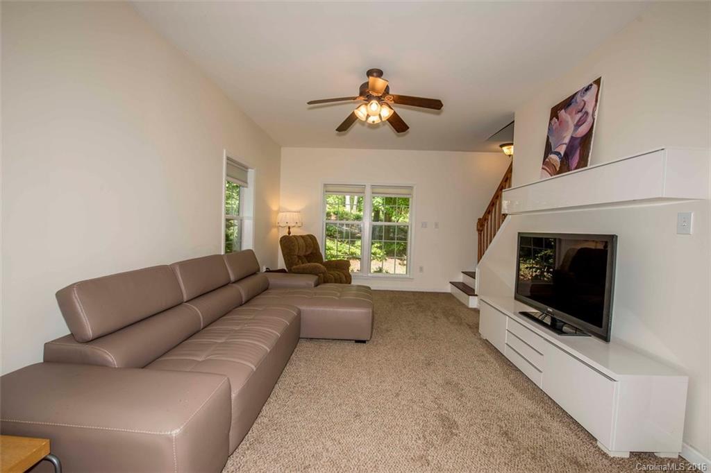 110 Cisco Road Asheville, NC 28805 - Photo 9 of 19 Gallery Image 9