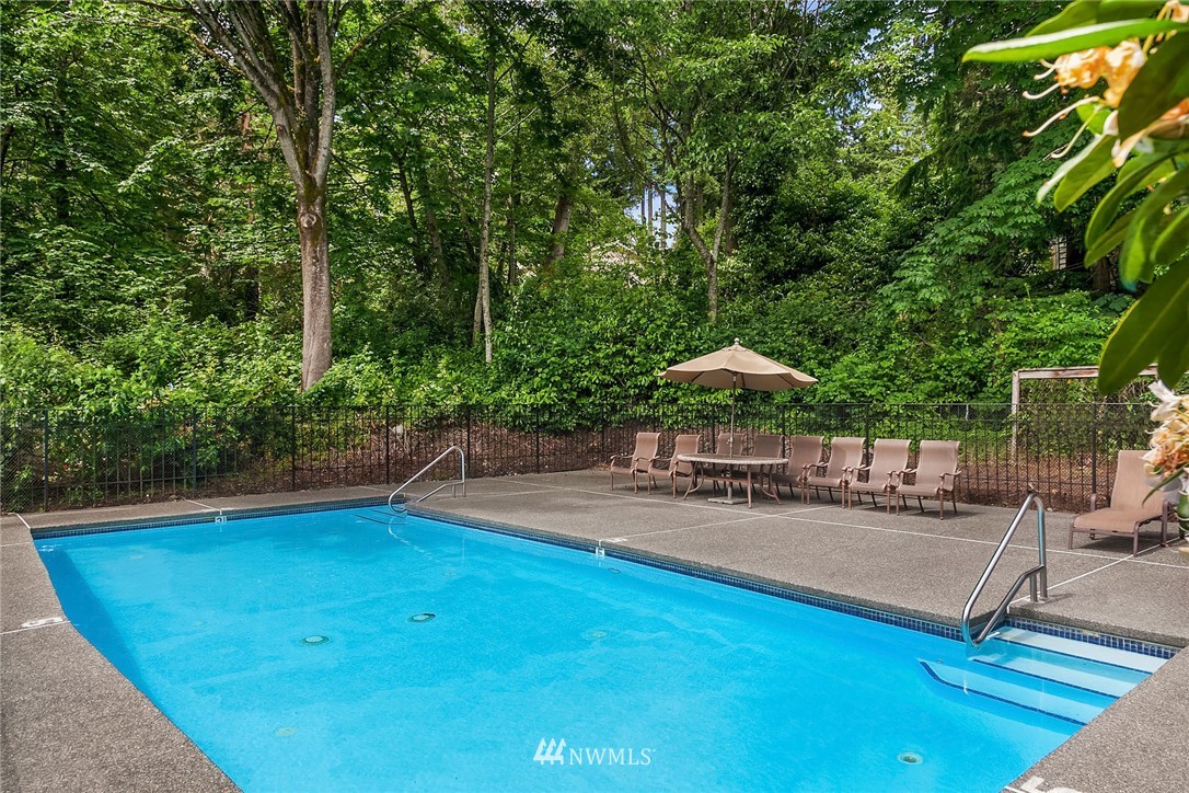 10831 Northeast 147th Lane, Unit R102 Bothell, WA 98011 - Photo 14 of 17