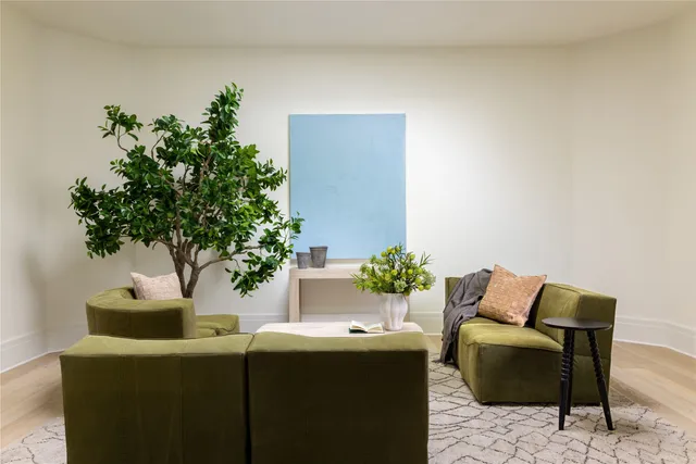 $10,199,000 | 3653 Chevy Chase Drive, Houston, TX 77019