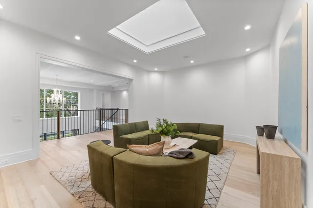 $10,199,000 | 3653 Chevy Chase Drive, Houston, TX 77019