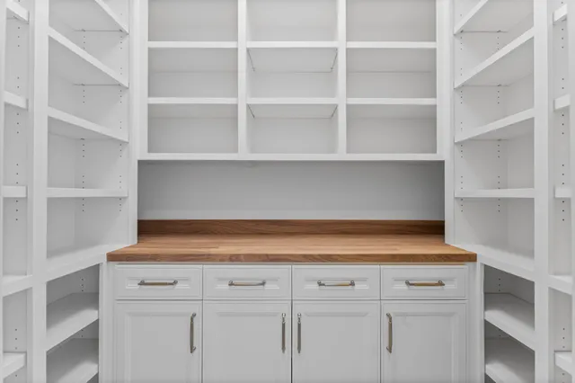 $10,199,000 | 3653 Chevy Chase Drive, Houston, TX 77019