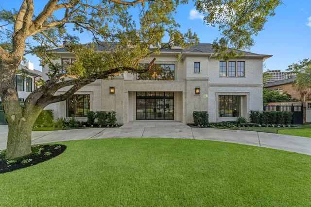 $10,199,000 | 3653 Chevy Chase Drive, Houston, TX 77019