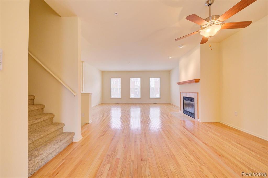 710 Cherry Orchard Road Canton, MI 48188 - Photo 4 of 42
