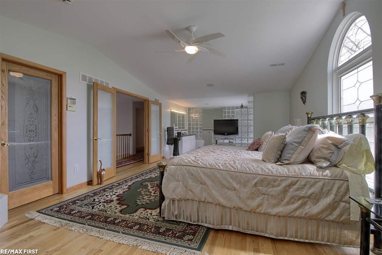 4173 Chapman Road Utica, MI 48316 - Photo 15 of 25 31320330-14.JPG