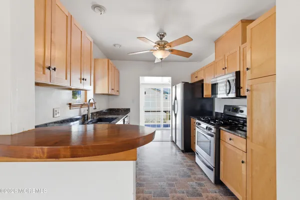 $419,000 | 37 East Lakewood Avenue, Ocean Gate, NJ 08740