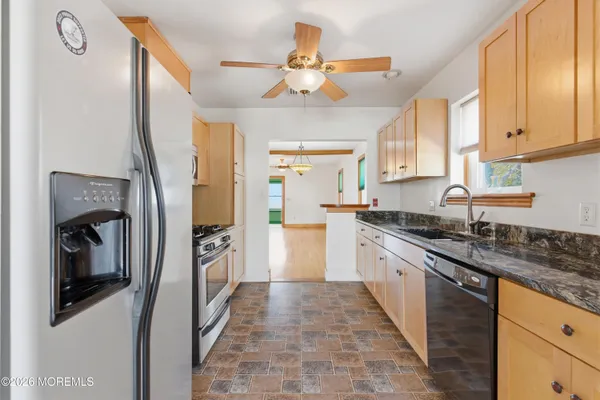 $419,000 | 37 East Lakewood Avenue, Ocean Gate, NJ 08740