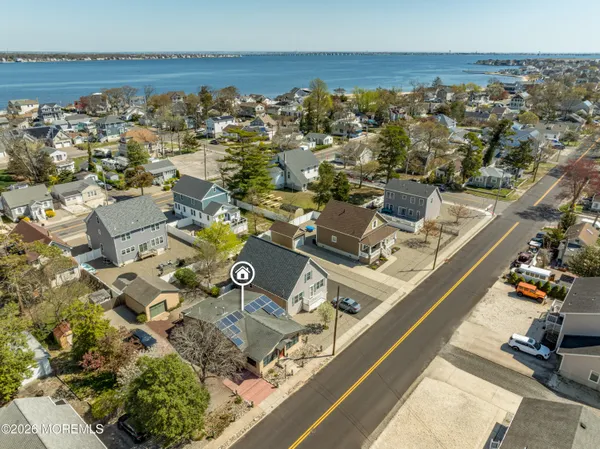 $419,000 | 37 East Lakewood Avenue, Ocean Gate, NJ 08740