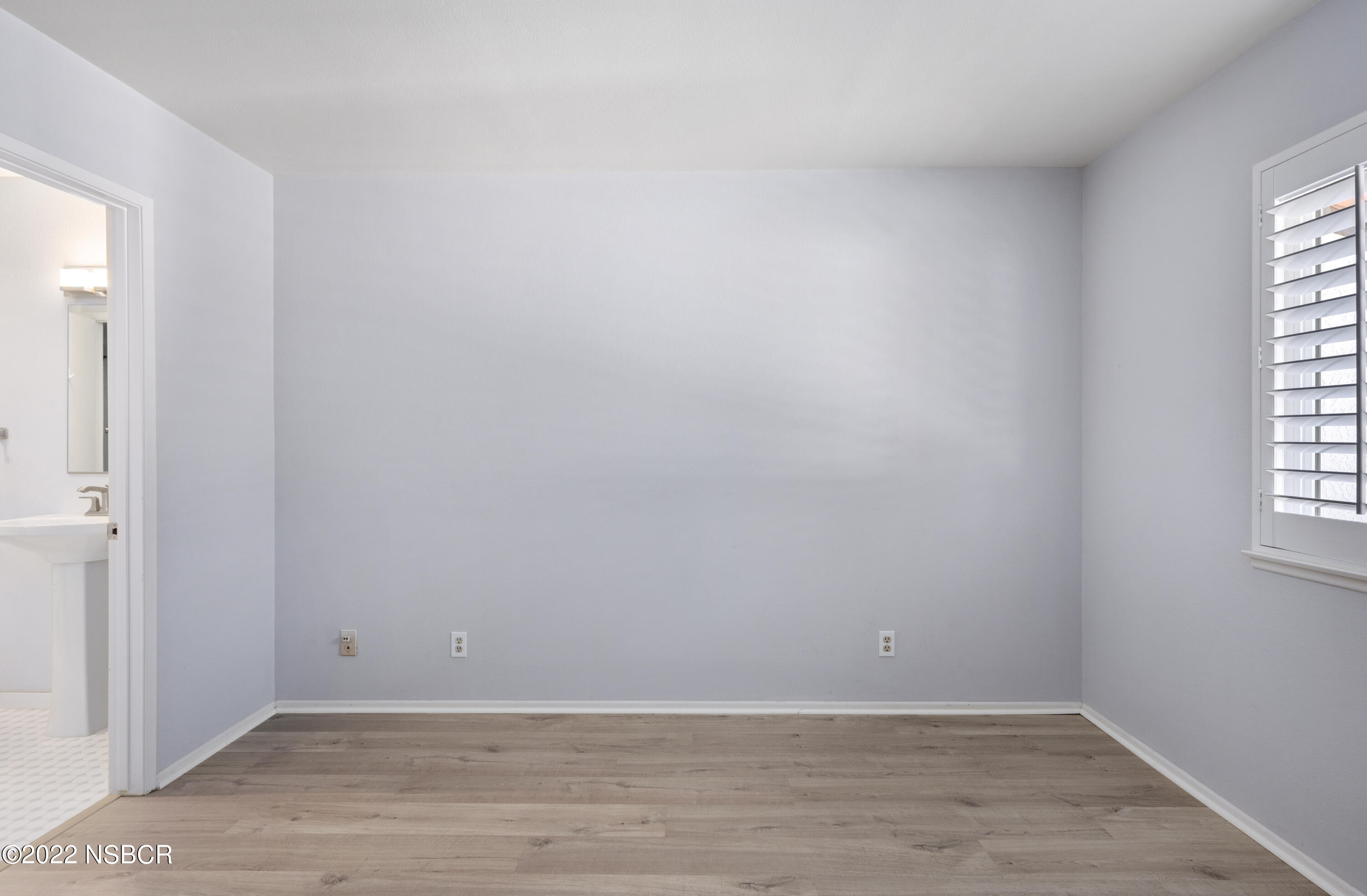 22 Stanford Circle Lompoc, CA 93436 - Photo 15 of 19 10 Bedroom 2 Upstairs