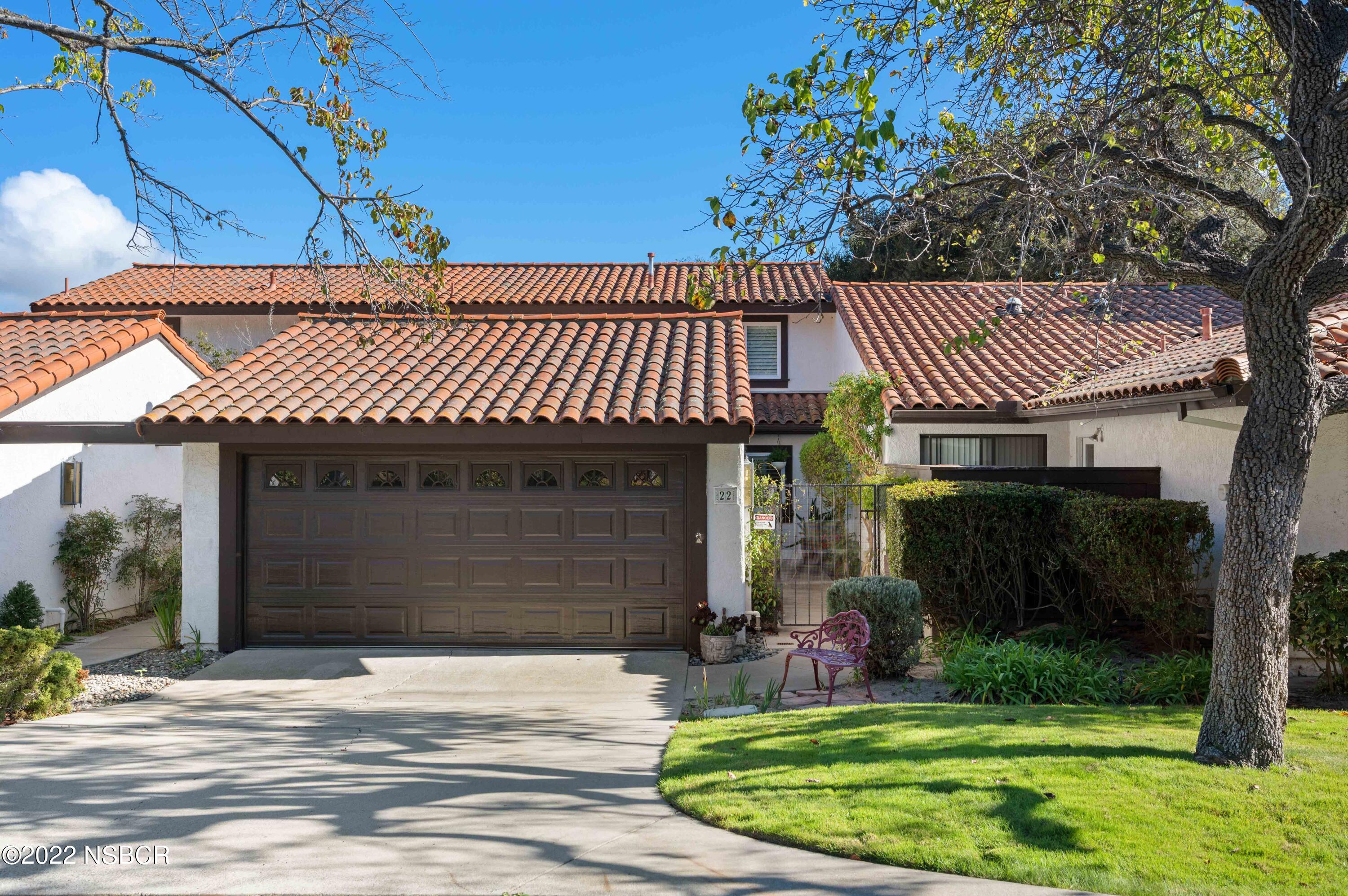 22 Stanford Circle Lompoc, CA 93436 - Photo 2 of 19 Front of Condo