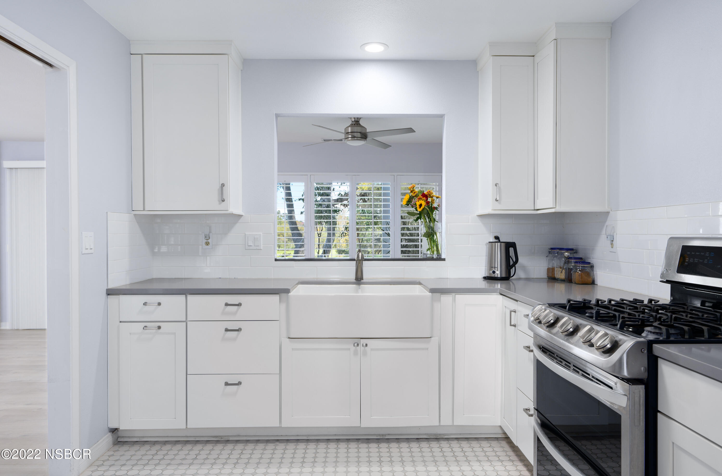 22 Stanford Circle Lompoc, CA 93436 - Photo 7 of 19 3 Kitchen