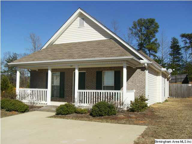 98 Sunset Lane Jemison, AL 35085 - Photo 1 of 21