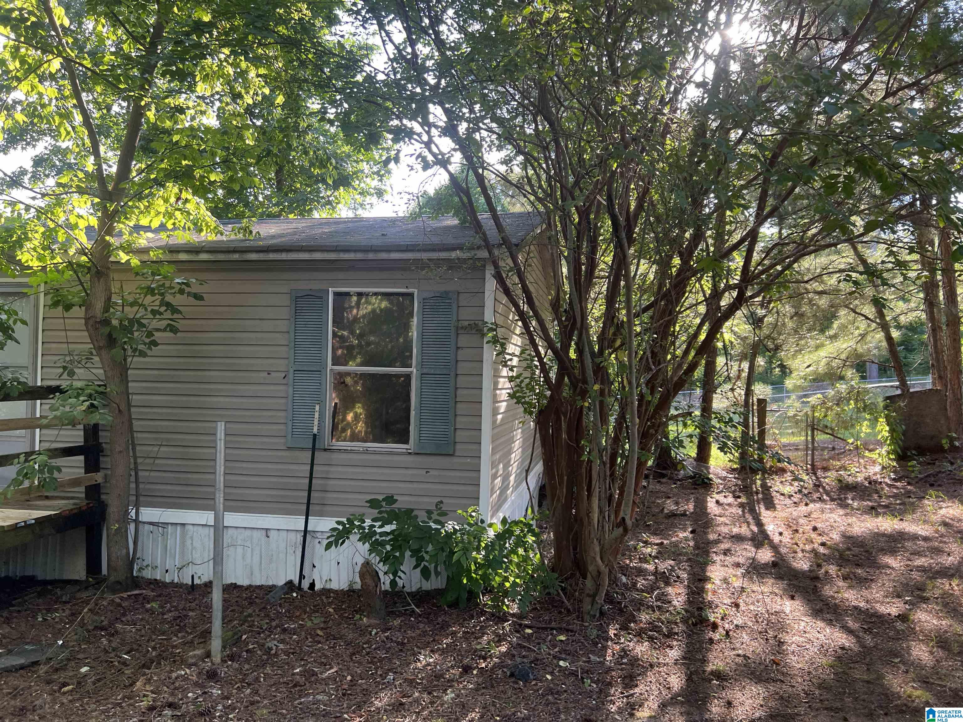 21 Summit Drive Hayden, AL 35079 - Photo 2 of 10