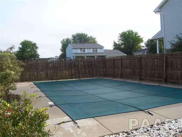 1001 Devonshire Road Washington, IL 61571 - Photo 13 of 15 Gallery Image 13