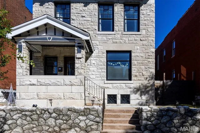 $495,000 | 4567 Arco Avenue, St. Louis, MO 63110