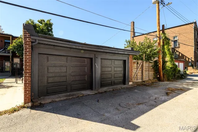 $495,000 | 4567 Arco Avenue, St. Louis, MO 63110