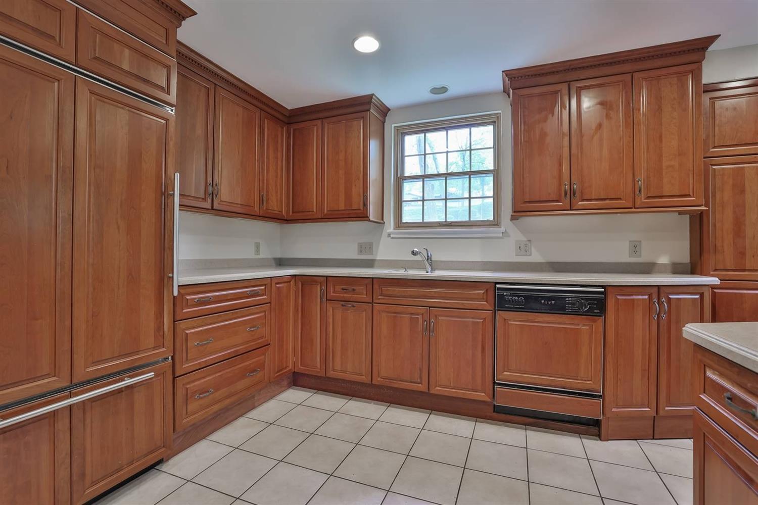 501 Reily Road Wyoming, OH 45215 - Photo 15 of 42