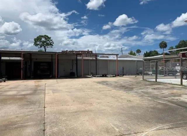 $2,900 | 210 Magnolia Street, New Smyrna Beach, FL 32168