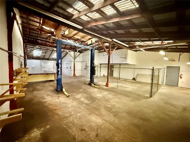 $2,900 | 210 Magnolia Street, New Smyrna Beach, FL 32168