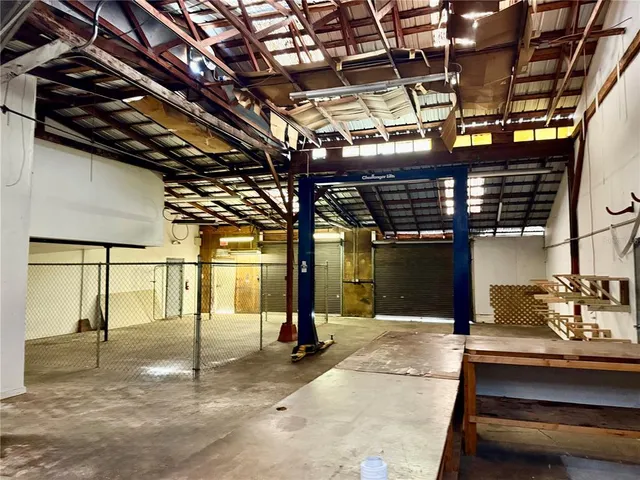 $2,900 | 210 Magnolia Street, New Smyrna Beach, FL 32168