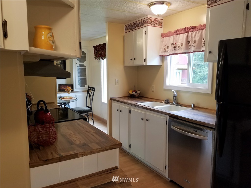 5465 Market Road Bellingham, WA 98226 - Photo 4 of 22
