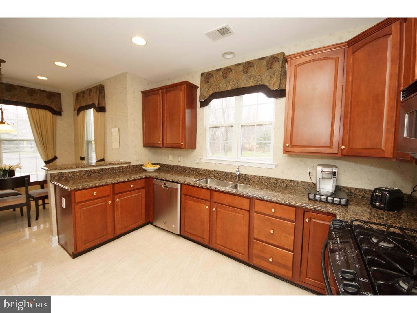19 Lancaster Court Princeton Junction, NJ 08550 - Photo 12 of 25 Kitchen